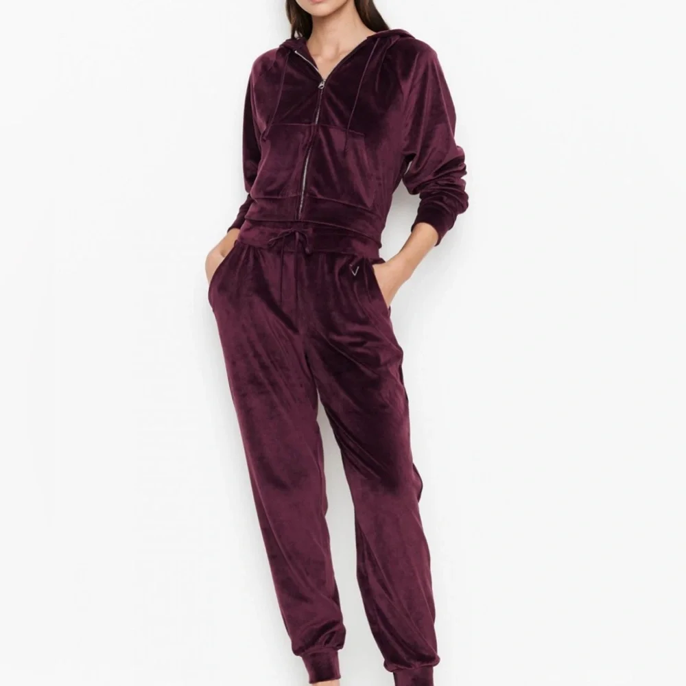 2 for $30 VS Joggers - Picture 3 of 6